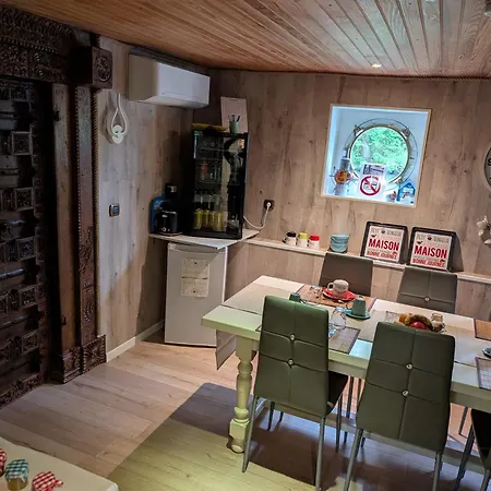 住宿加早餐酒店 Peniche Ino Lefkothea Ii D'hotes *